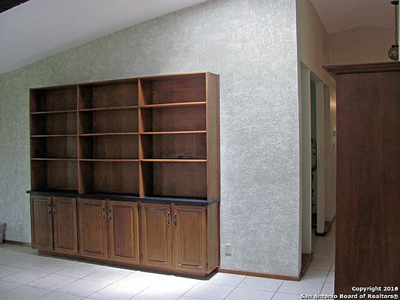 5th image of 1411 Plumeria St