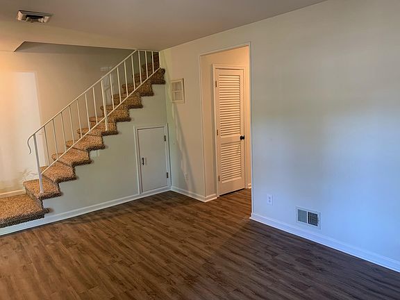 4th image of 8128-8128 Provincetown Dr