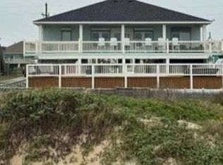 1788 Redfish Ln, Crystal Beach, TX 77650