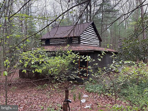 2nd image of 14 Old Forge Rd