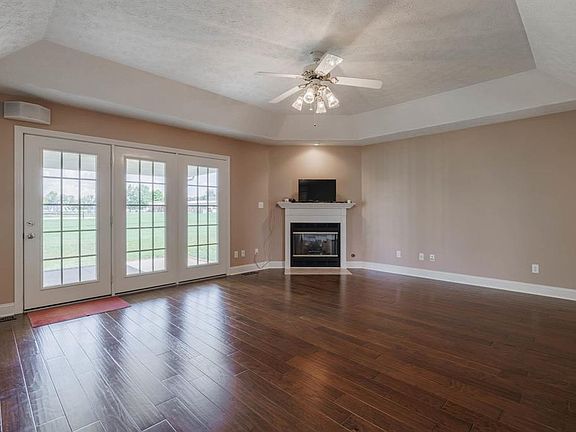 5th image of 4615 Barrington Pl