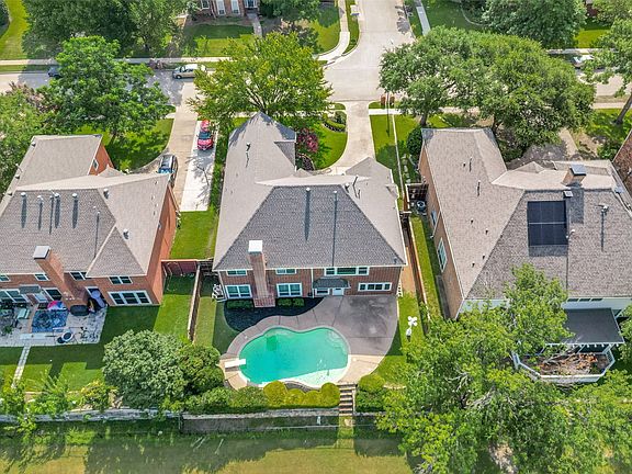 3rd image of 3207 Wyndmere Dr