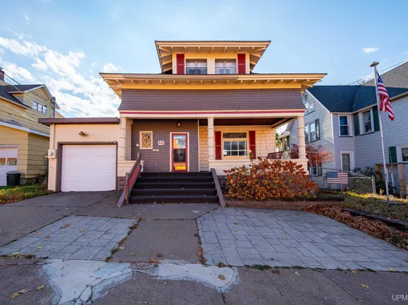 512 E High St, Ishpeming, MI 49849