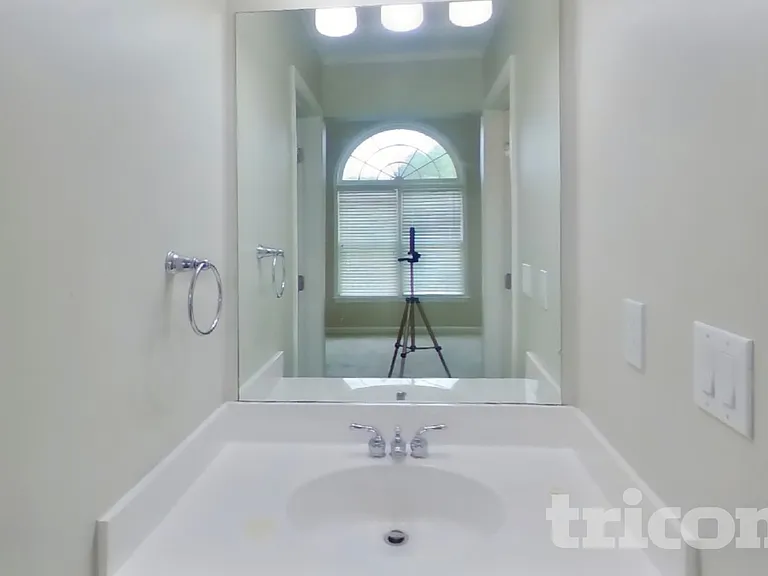 129 Green Branch Dr — Photo 13