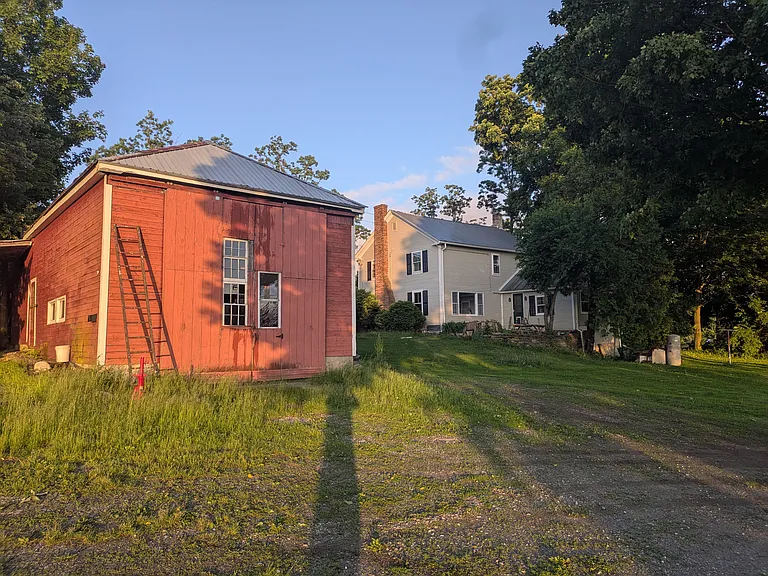 176 Monkton Rdg — Photo 3