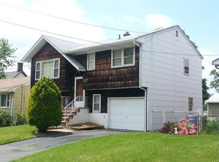 17 E 5th Ave, Port Reading, NJ 07064