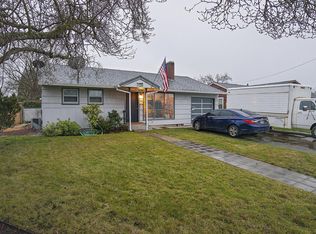 1115 Dakota Ave, Medford, OR 97501