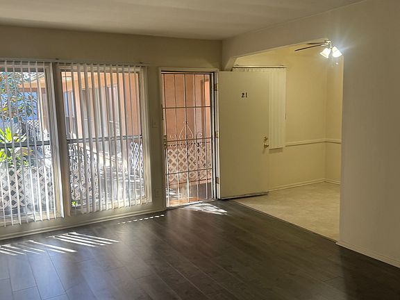 5th image of 1680 N Wilton Pl APT 22
