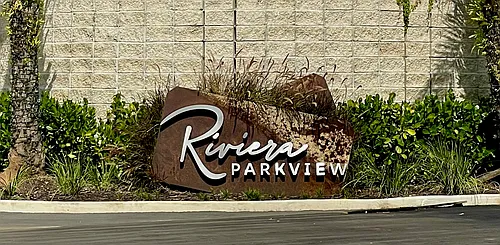 22 Riviera Parkview Photo 1