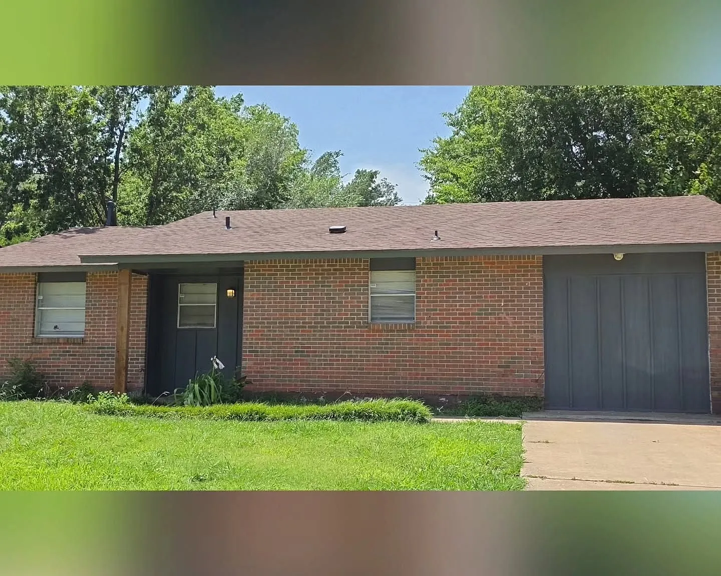 3 bed, 1.5 bath, 1200 sqft, $1,200 — Photo 1