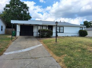 5225 Sabelle Ln, Haltom City, TX 76117