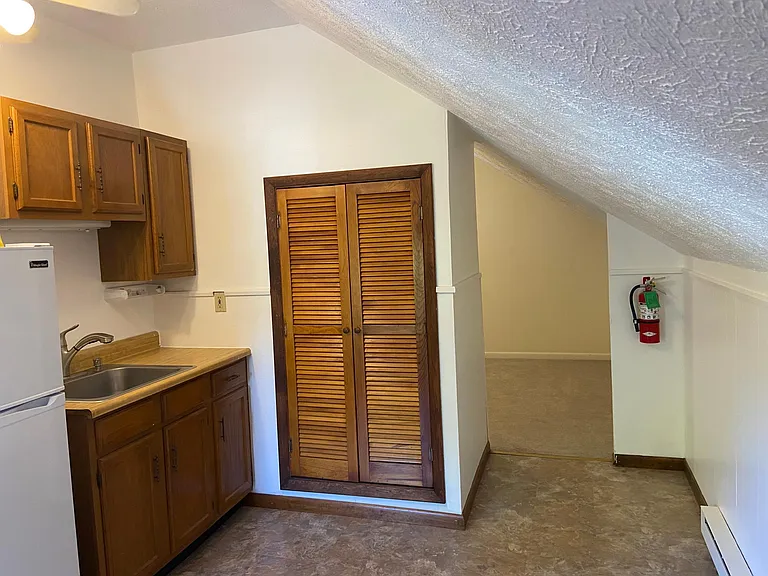 5237 W Seneca St #5 — Photo 8