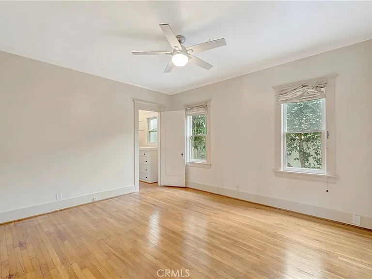 351 Newport Ave — Photo 29