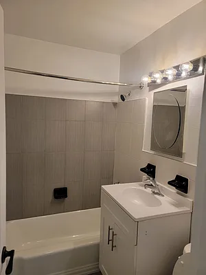 Rented by Abba Realty Associates INC | media 10
