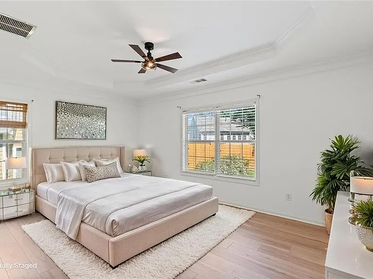 3105 Ballet Ct SE — Photo 9