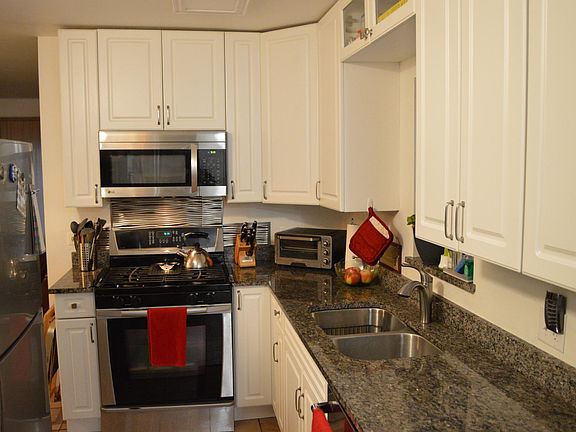 4th image of 2241 W Cullerton St Floor 1