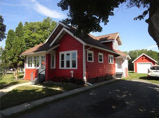 60 N Main St, Manchester, NY 14504
