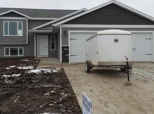 607 Willow St, Aurora, SD 57002