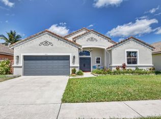 9321 Cove Point Cir, Boynton Beach, FL 33472