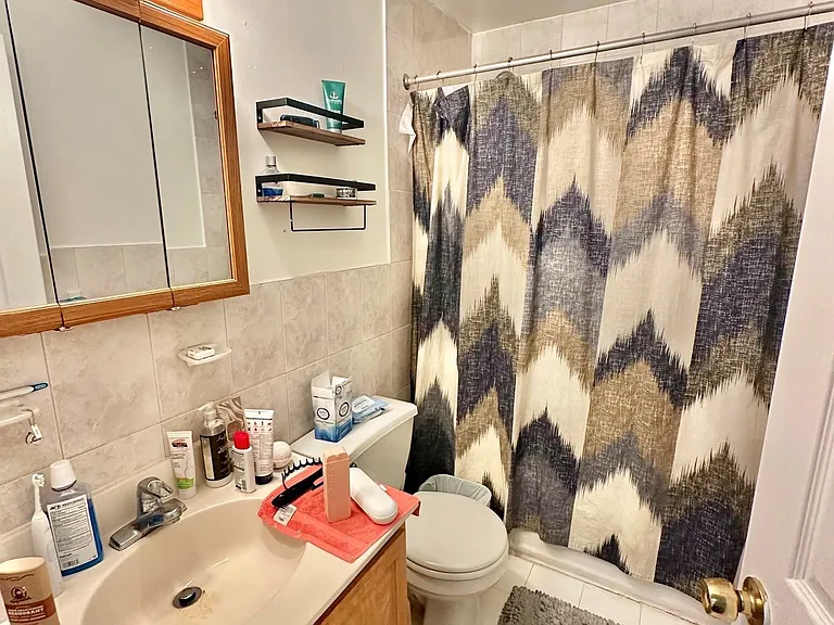 136 Morris St #2 — Photo 14