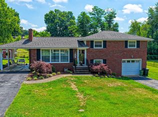 213 Darlington Dr, Kingsport, TN 37660
