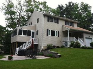 7 Canyon St, Wilmington, MA 01887