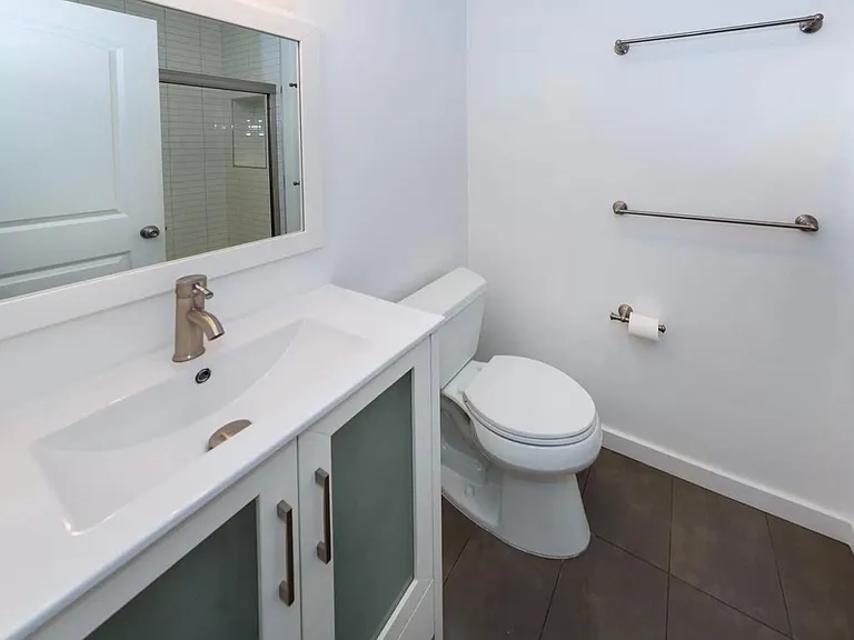 628 Lincoln Blvd #C — Photo 7