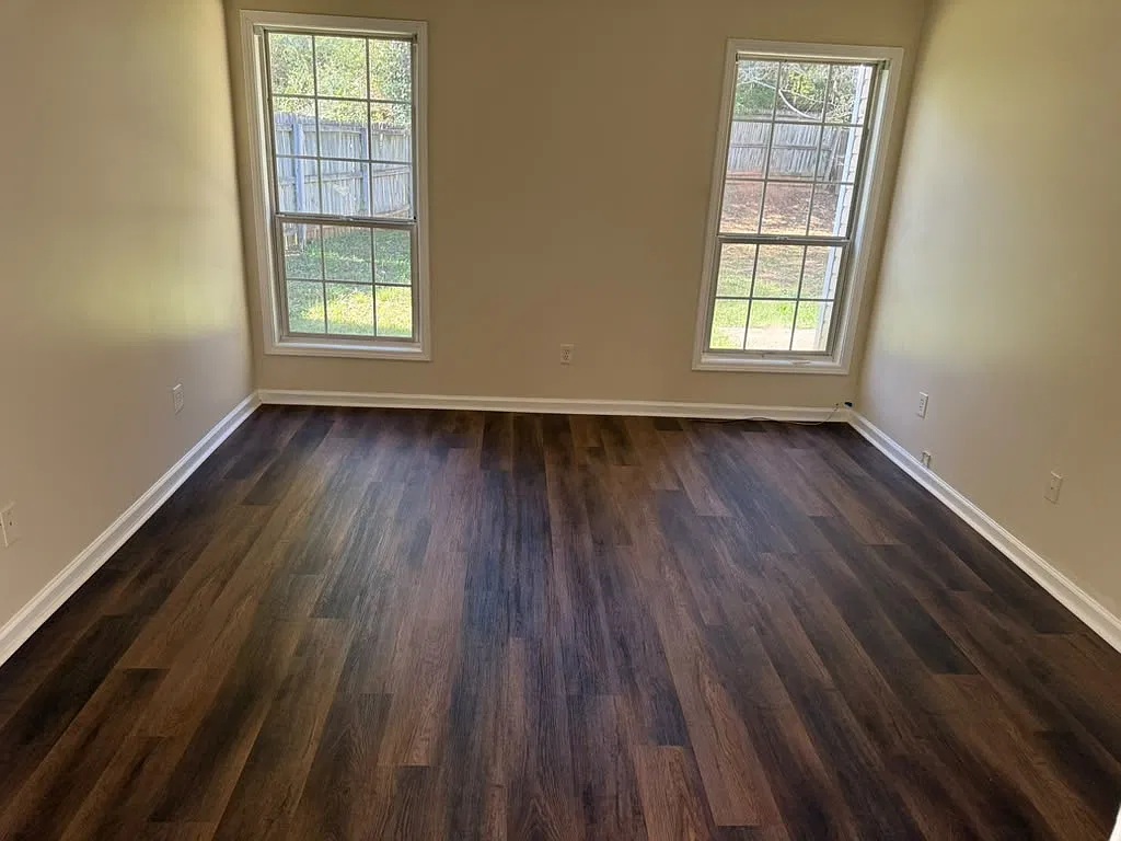 3 bed, 1588 sqft, $2,011 — Photo 3
