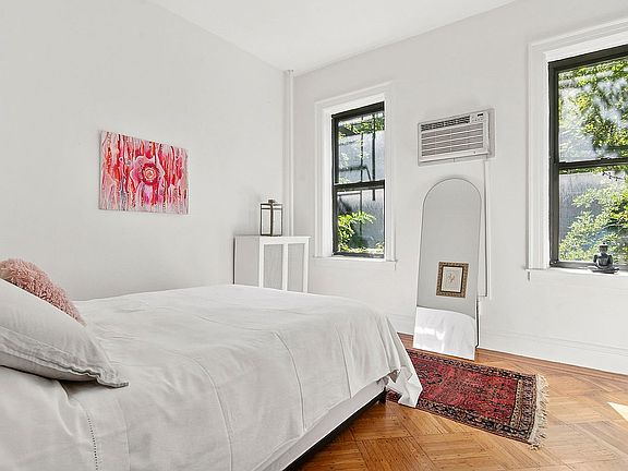 4th image of 368 State St APT 2
