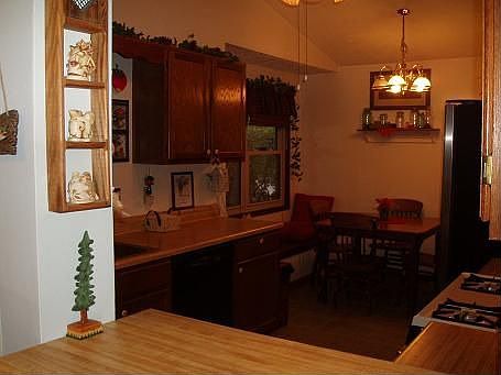 Awesome Country Kitchen!