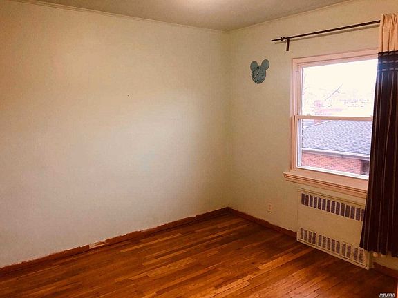 5th image of 56-30 175th Pl Floor 2