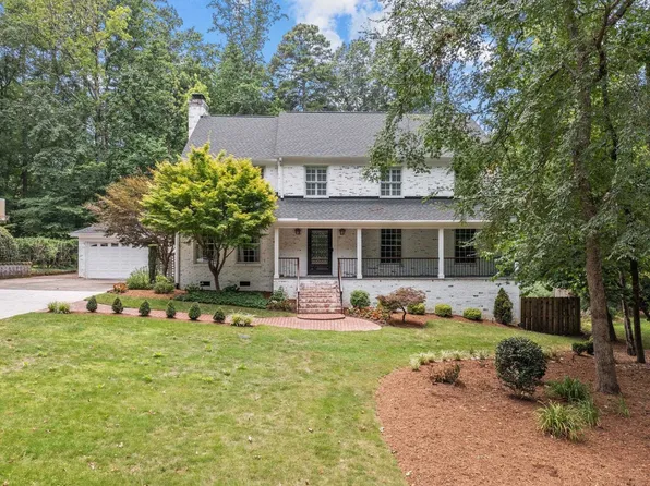 21 Chancery Pl, Durham, NC 27707