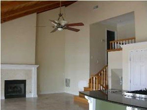 3rd image of 13715 Canal Dr