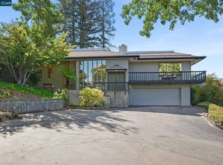 16 Wendy Ln, Orinda, CA 94563