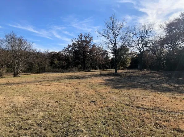 416 W Oak St, Eustace, TX 75124