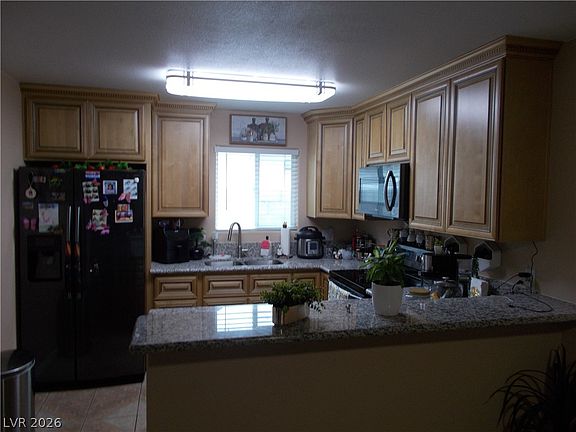 5th image of 4333 W Bonanza Rd