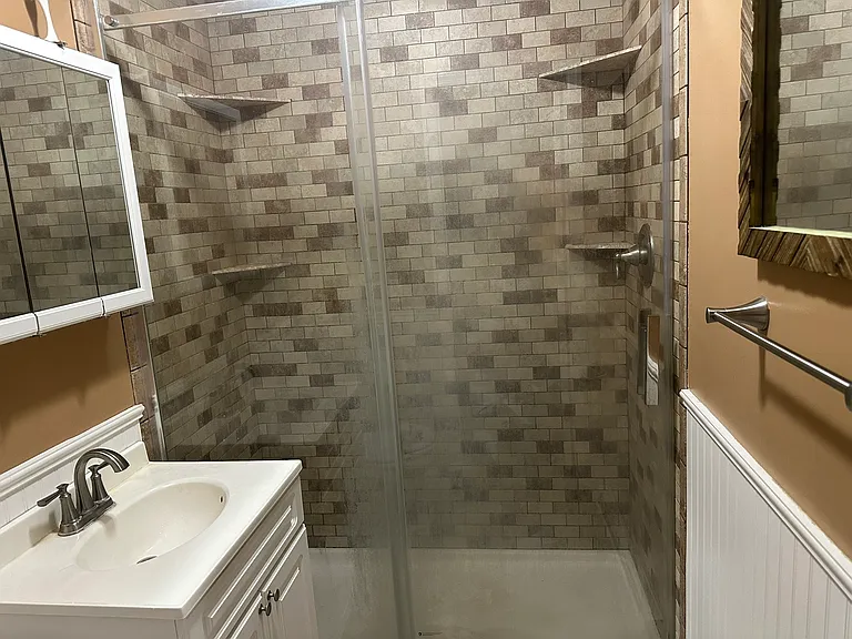 12 Brevoort Dr #1 — Photo 18