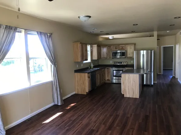 1146 Stuhr Ct, Onalaska, WI 54650