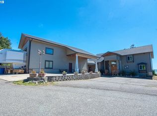 93602 W Dove Ln, North Bend, OR 97459