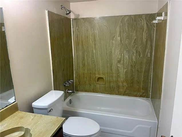 8033 Arcadia Ln — Photo 5