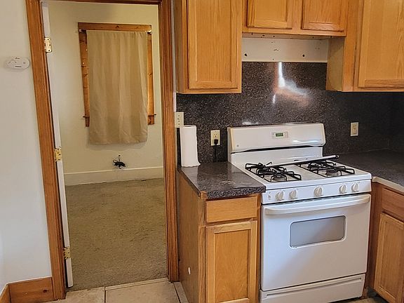 5th image of 3240 NW 16th St