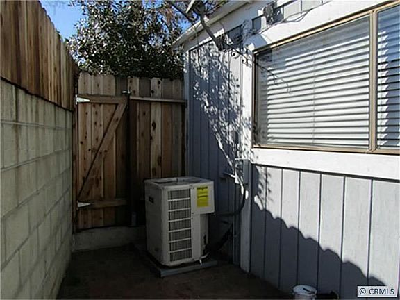 4th image of 1035 Sea Breeze Dr #5