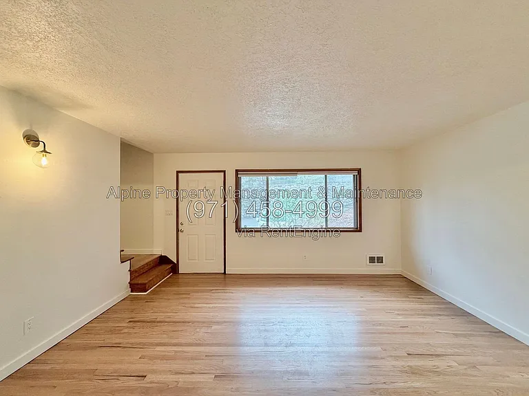 7030 SW Canyon Crest Dr #7 — Photo 11