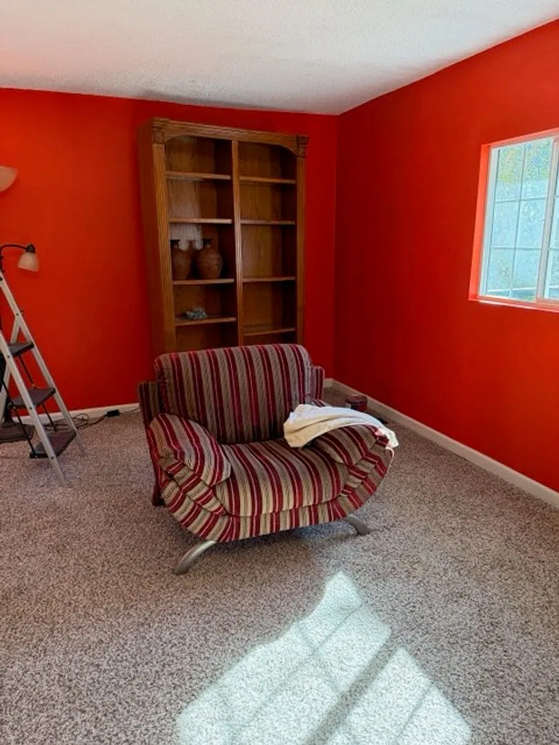 Move-In Ready 1-Bedroom Mountain Apartment with Private Driveway and Backyard — Photo 3