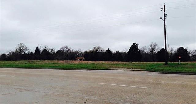 1st image of 233 S Gun Barrel Ln
