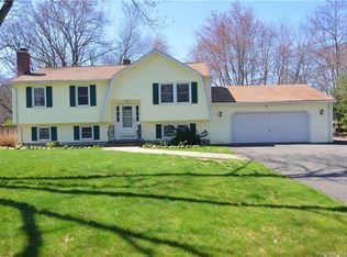 7 Wilson Ave, North Haven, CT 06473