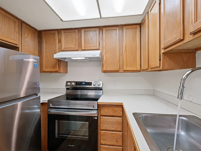 Seattle North Apartments — Photo 55