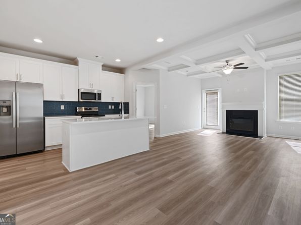 4003 Garden Ln, College Park, GA 30337