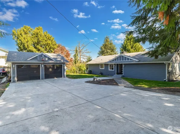 26700 138th Place SE, Kent, WA 98042
