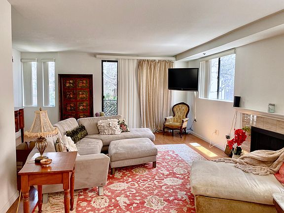 4th image of 1819 Greenfield Ave APT 102